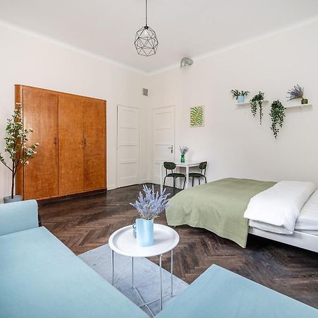Central Avenue Residence Κάουνας Εξωτερικό φωτογραφία